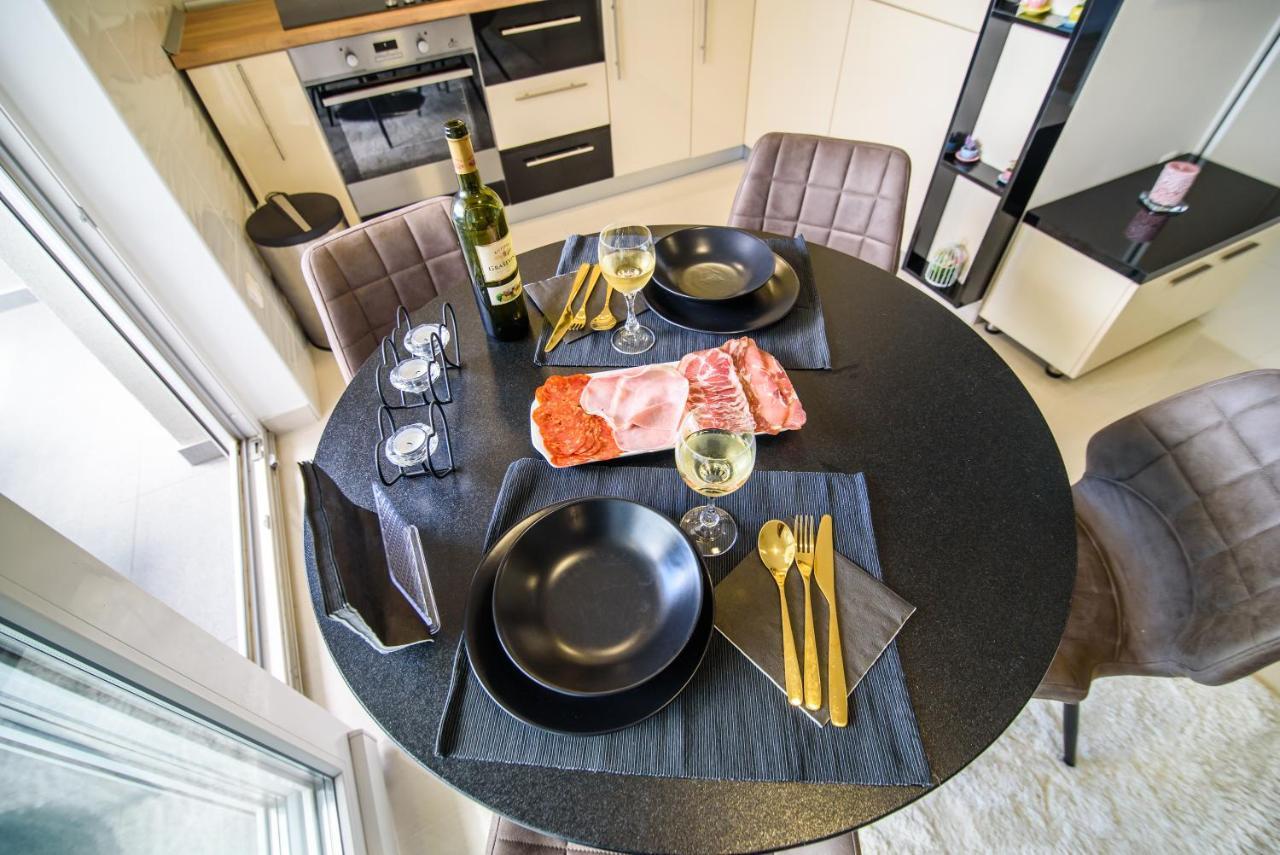 Lorena Luxury Apartment Макарска Экстерьер фото